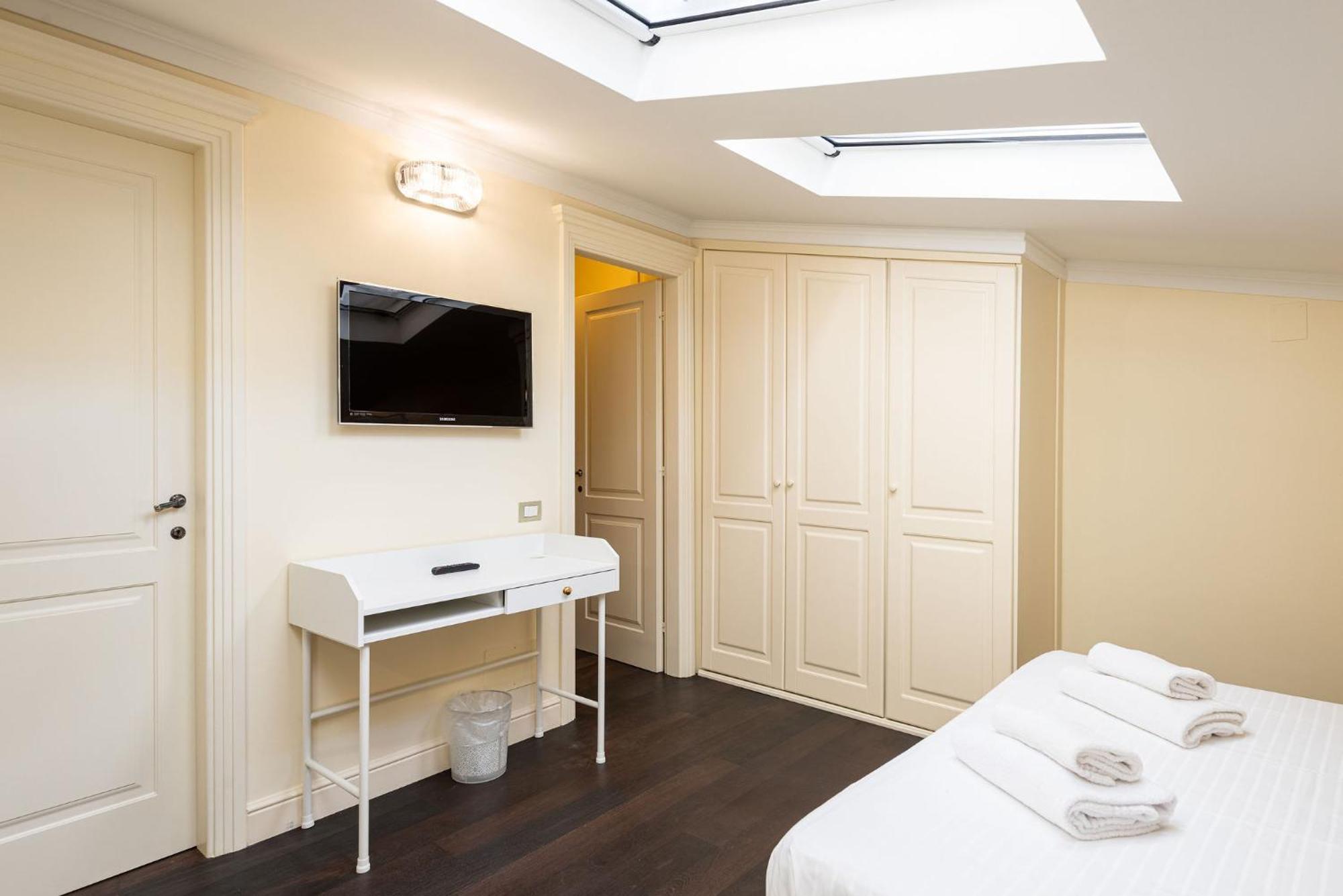 Unyca - Luxury Central Suite Firenze Bagian luar foto