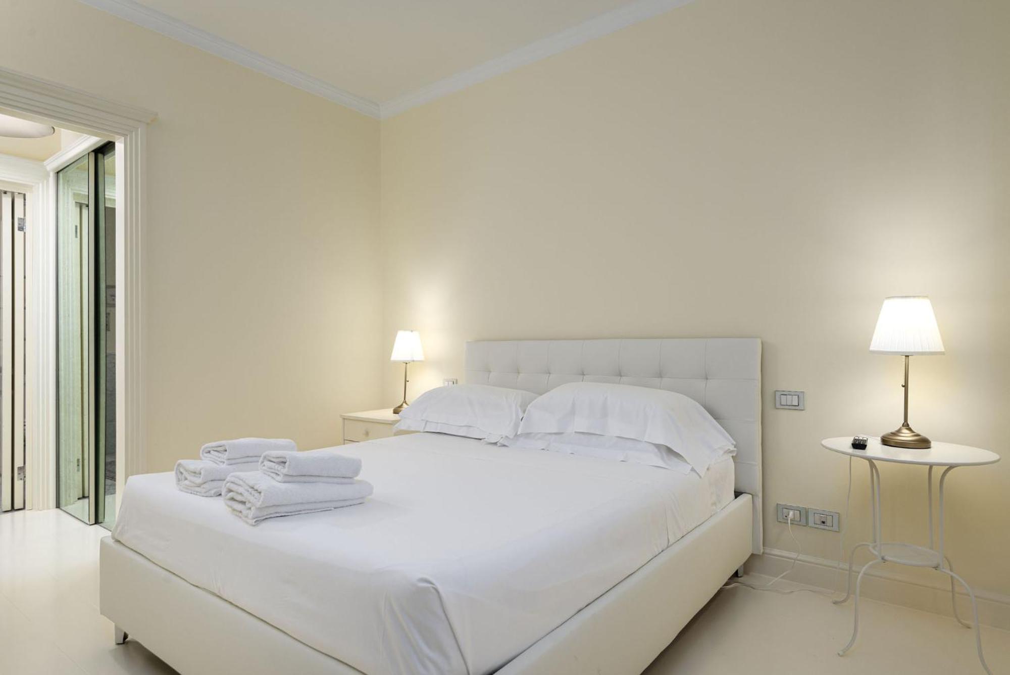 Unyca - Luxury Central Suite Firenze Bagian luar foto
